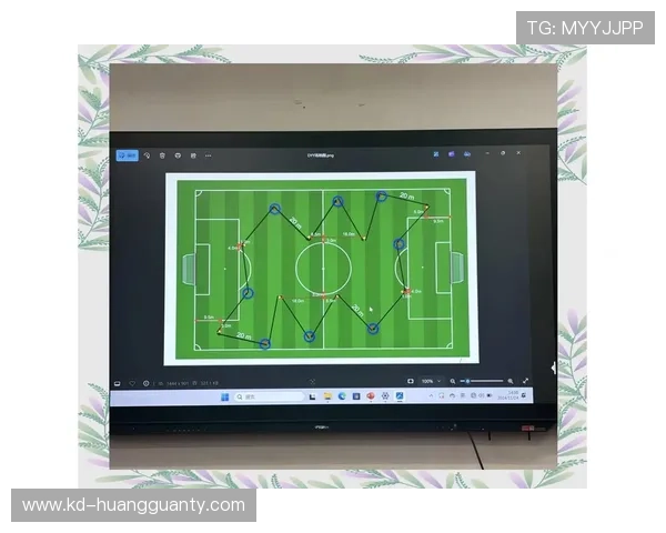 VAR介入后为何有时不改判？揭秘足球视频裁判的判罚逻辑