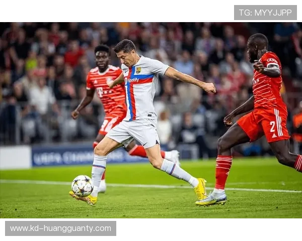 基米希与布斯克茨在控球倾向下出现体系分配差异