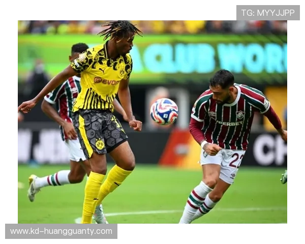 多特蒙德防线看似稳固，其实一碰就崩？