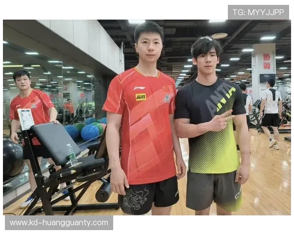 张博恒训练完直接打车去吃人均三千的日料？