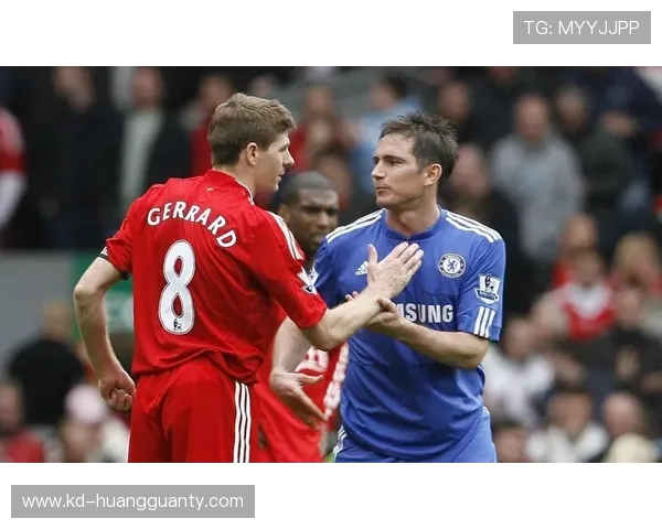 巴拉克与杰拉德在攻防权重上的分化：前者更重后插上终结，后者偏向中场持续输出