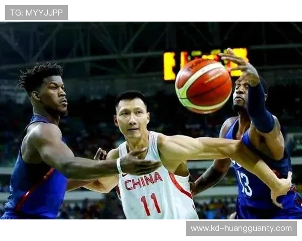 NBA和FIBA规则区别全面解析，如何适应两种篮球体系